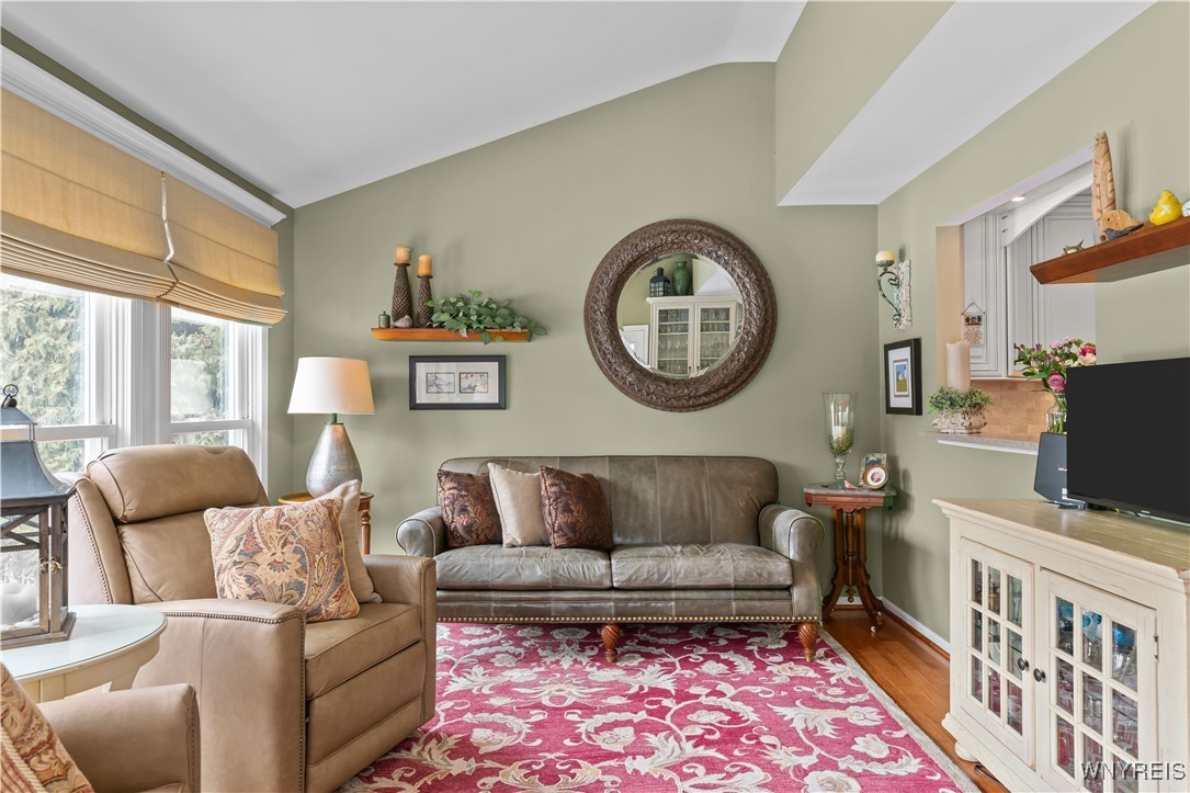 3484 Heatherwood Drive, Hamburg, New York image 10