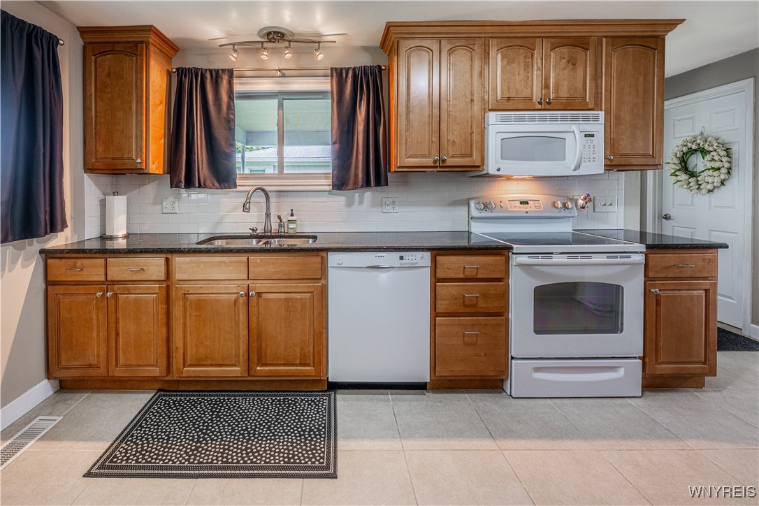 103 Greenhaven Terrace, Tonawanda, New York image 8