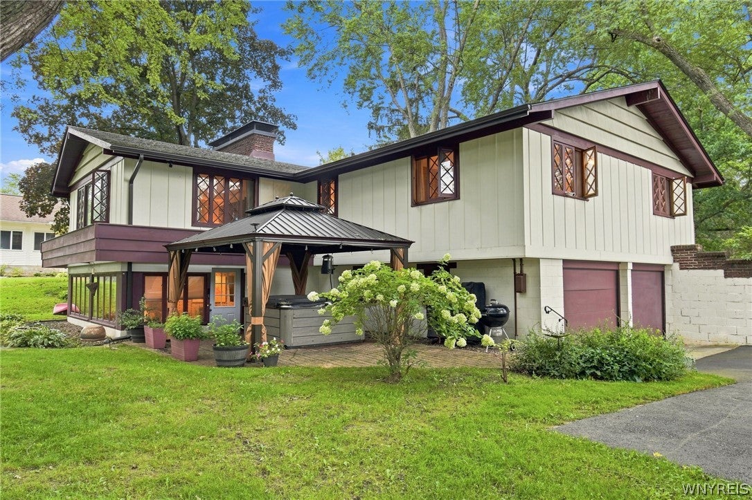 5065 Alexander Drive
