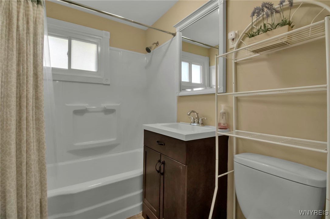 131 Overbrook Avenue, Tonawanda, New York image 24