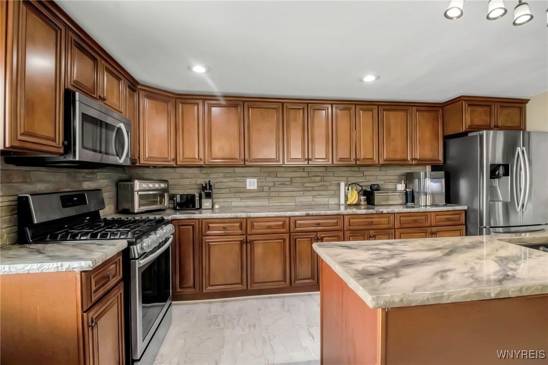 131 Overbrook Avenue, Tonawanda, New York image 16