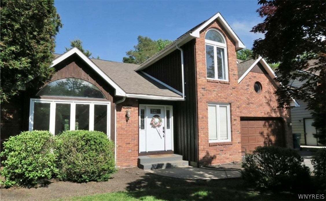 6035 Whitegate Crossing