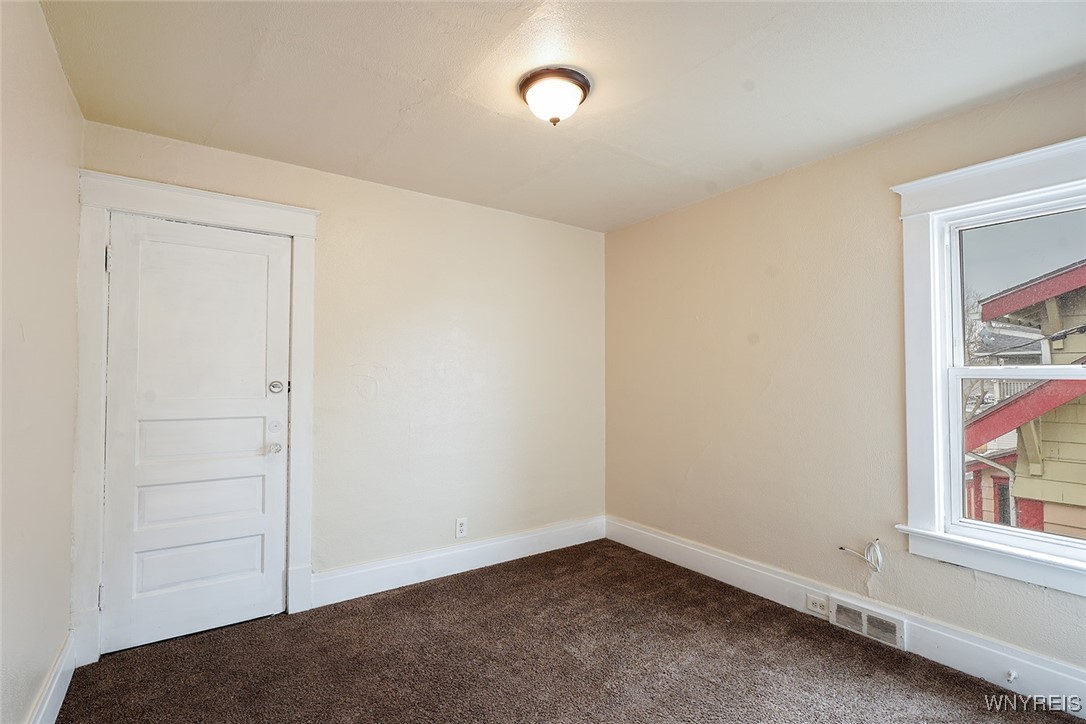 2289 Delaware Avenue, Buffalo, New York image 22