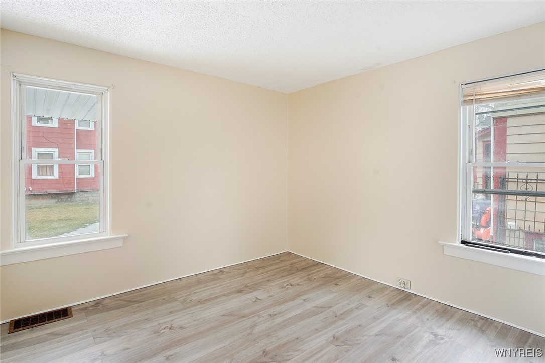 2289 Delaware Avenue, Buffalo, New York image 38
