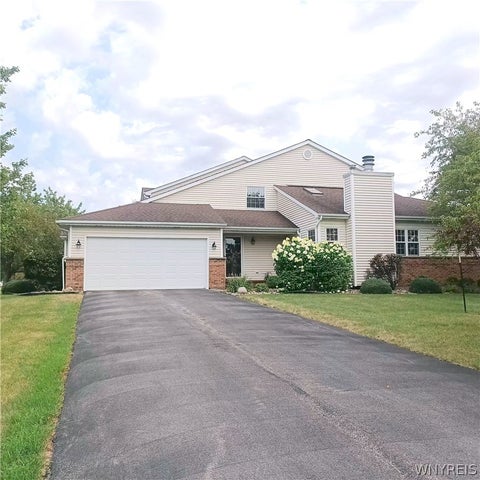 Condo For Sale - 37 Hastings Drive<br/> Orchard Park, NY 14127