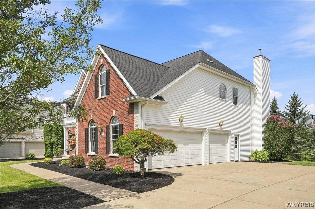 8817 Stonebriar Drive