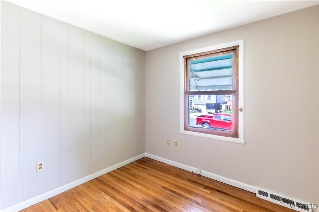 21 Francine Lane, Cheektowaga, New York image 24