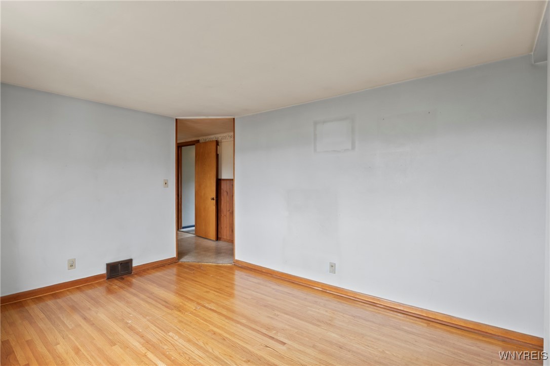 16 Willow Street, Lackawanna, New York image 21
