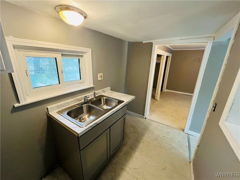 Tiny photo for 97 Kail Street, Buffalo, NY 14207 (MLS # B1622392)