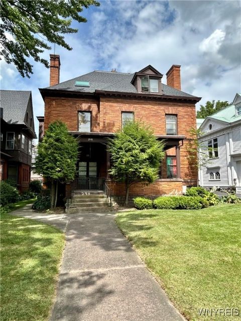 Photo of 295 Summer Street #8, Buffalo, NY 14222 (MLS # B1610480)