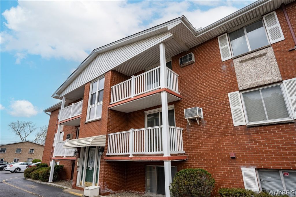 Photo of 1160 Indian Church Road #10, West Seneca, NY 14224 (MLS # B1678278)