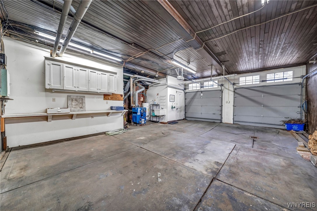 403 Elmwood Avenue, Buffalo, New York image 41