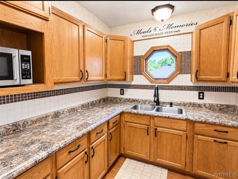 Tiny photo for 32 Iroquois Avenue, Lancaster, NY 14086 (MLS # B1714967)