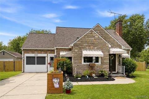 Photo for 6888 Sy Road