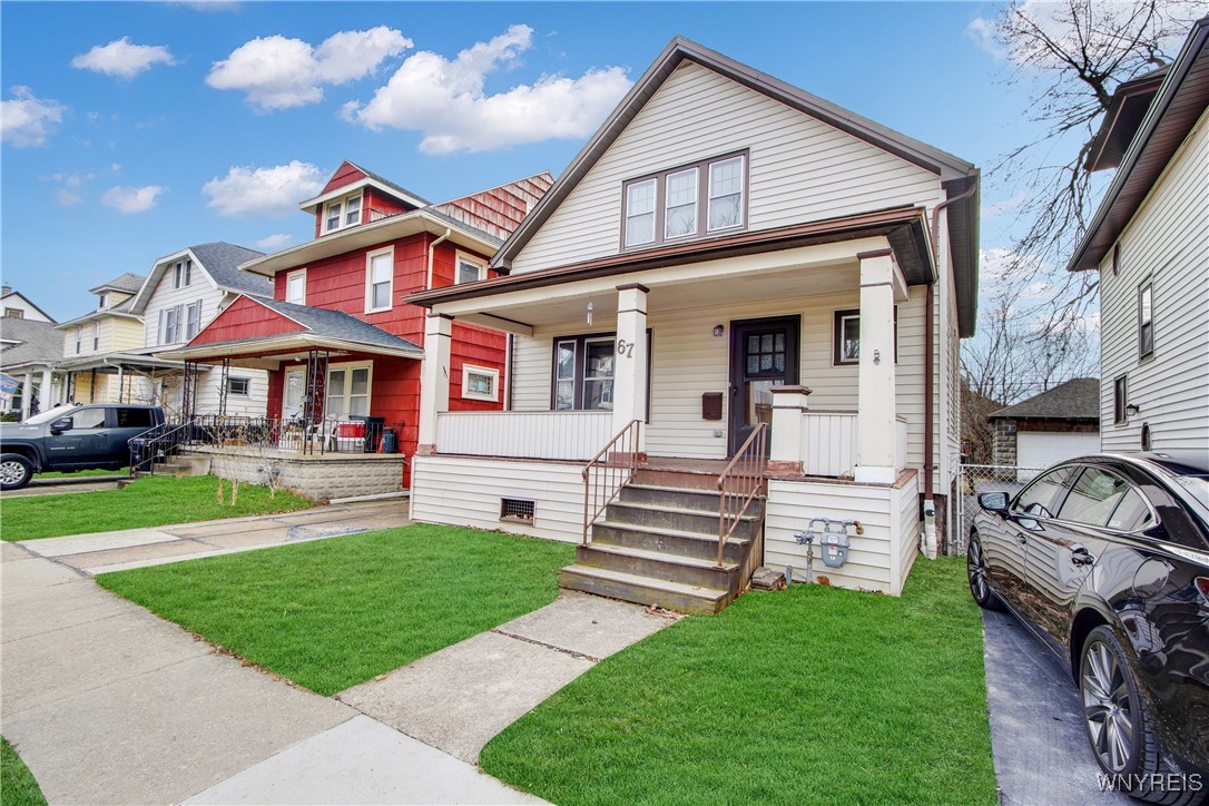 67 E Hazeltine Avenue