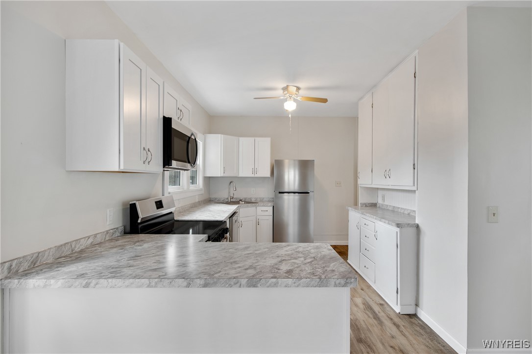 67 E Hazeltine Avenue