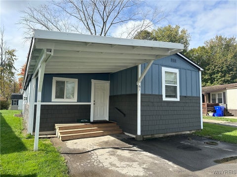 Photo for 61 Elmhurst Dr