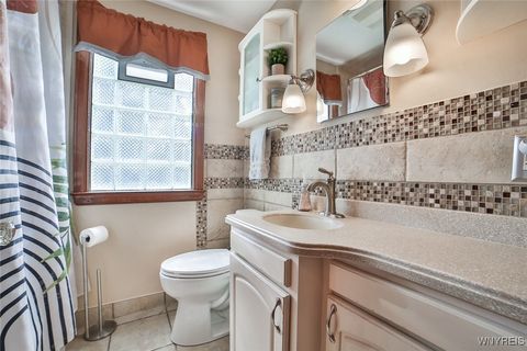 Tiny photo for 4 Highview Court, Cheektowaga, NY 14215 (MLS # B1635718)