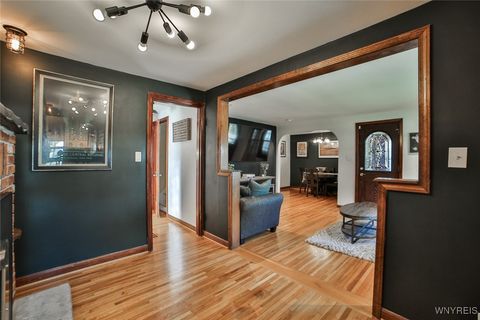 Tiny photo for 4 Highview Court, Cheektowaga, NY 14215 (MLS # B1635718)