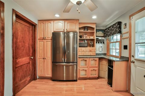 Tiny photo for 4 Highview Court, Cheektowaga, NY 14215 (MLS # B1635718)