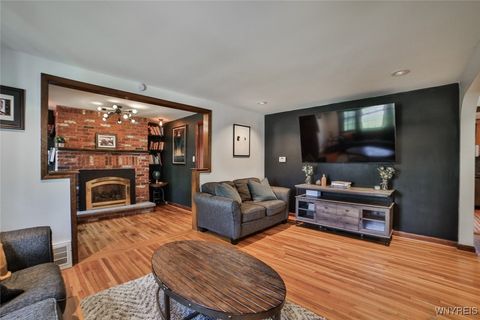 Tiny photo for 4 Highview Court, Cheektowaga, NY 14215 (MLS # B1635718)