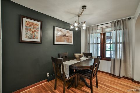 Tiny photo for 4 Highview Court, Cheektowaga, NY 14215 (MLS # B1635718)