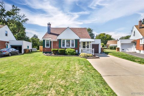 Photo of 4 Highview Court, Cheektowaga, NY 14215 (MLS # B1635718) Photo of 4 Highview Court, Cheektowaga, NY 14215 (MLS # B1635718)