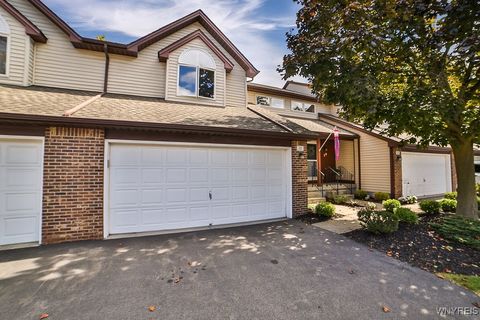 Photo of 31 Northwood Drive, Lancaster, NY 14043 (MLS # B1637935)