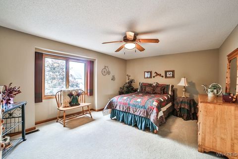 Tiny photo for 31 Northwood Drive, Lancaster, NY 14043 (MLS # B1637935)