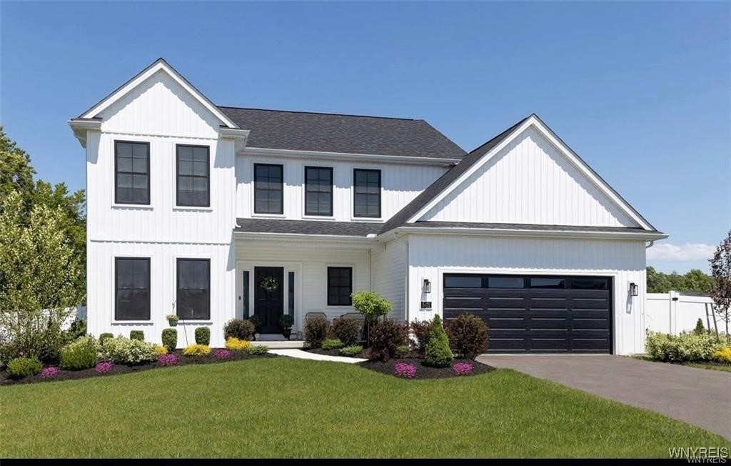 5471 Sycamore Lane, Hamburg, New York image 1