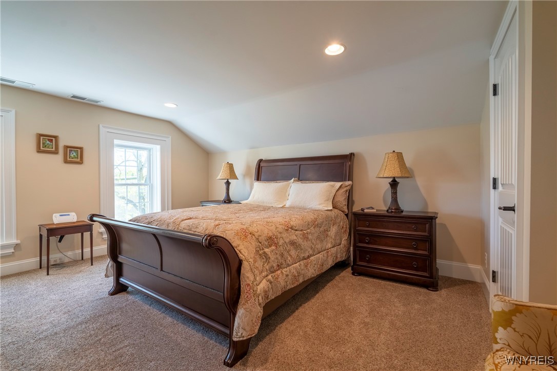 8785 Main Street, Clarence, New York image 21