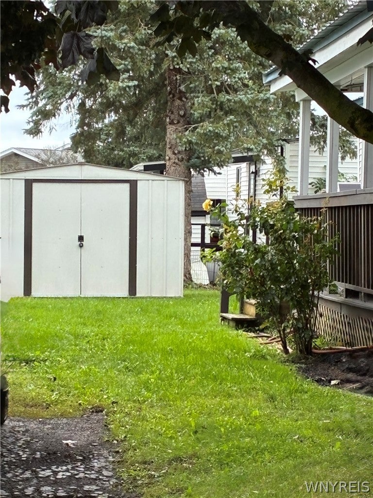 6035 86 lot S Transit Road