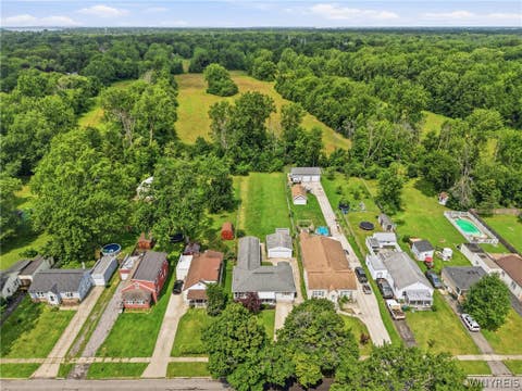 Tiny photo for 500 E Stenzil Street, North Tonawanda, NY 14120 (MLS # B1702814)