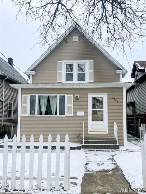 Photo of 2485 Willow Avenue, Niagara Falls, NY 14305 (MLS # B1667879)