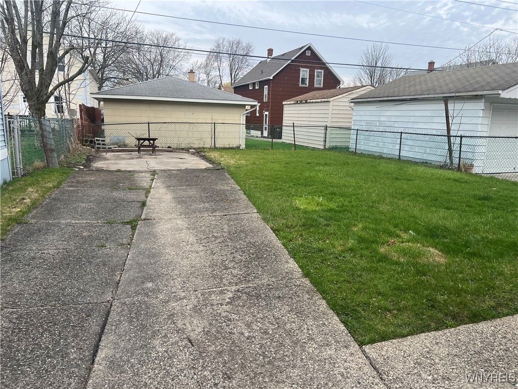 90 Jackson Avenue, Cheektowaga, New York image 6