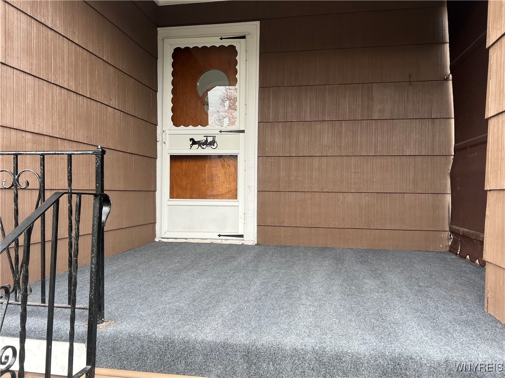90 Jackson Avenue, Cheektowaga, New York image 4