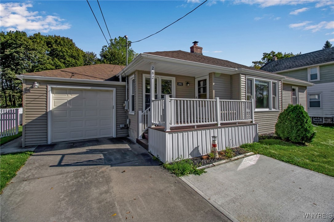 Batavia City, New York 14020, United States, 3 Bedrooms Bedrooms, ,2 BathroomsBathrooms,Residential,Active,231413