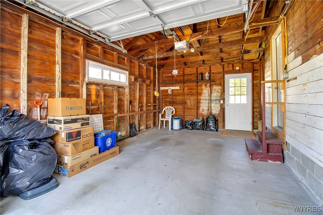 Batavia City, New York 14020, United States, 3 Bedrooms Bedrooms, ,2 BathroomsBathrooms,Residential,Active,231413