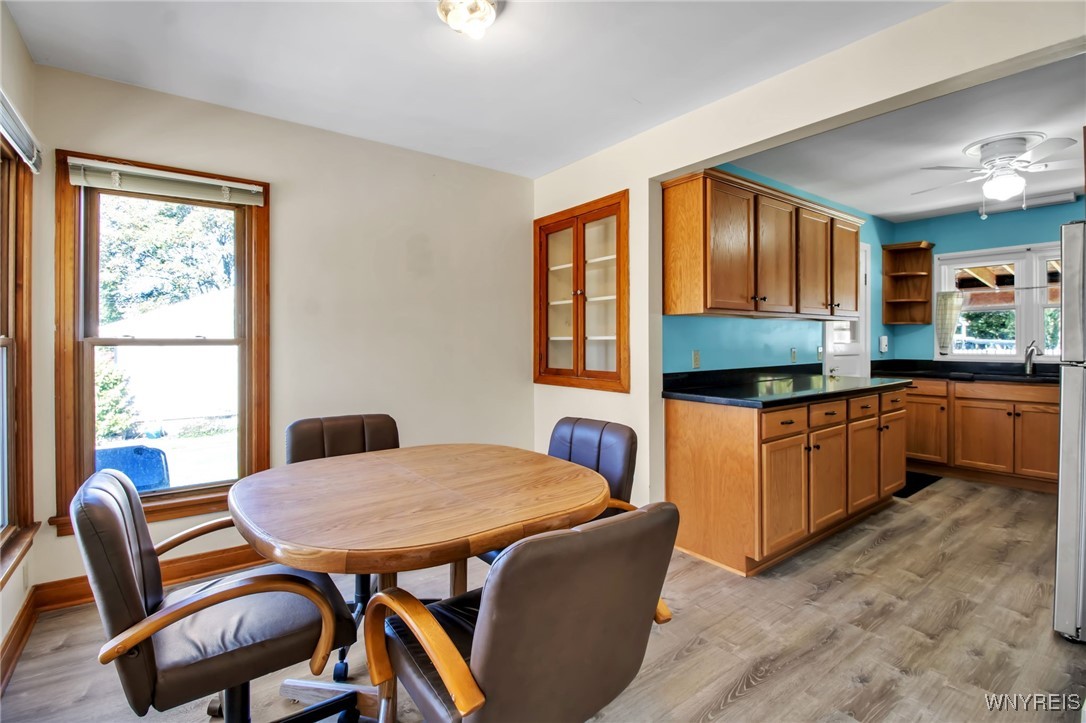 Batavia City, New York 14020, United States, 3 Bedrooms Bedrooms, ,2 BathroomsBathrooms,Residential,Active,231413