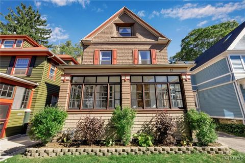 17 West Oakwood Place Buffalo NY 14214