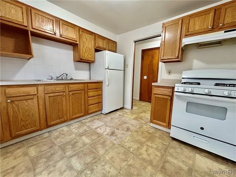 Tiny photo for 23 Latona Court #4, Buffalo, NY 14220 (MLS # B1655265)