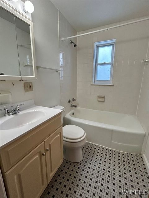 Tiny photo for 23 Latona Court #4, Buffalo, NY 14220 (MLS # B1655265)