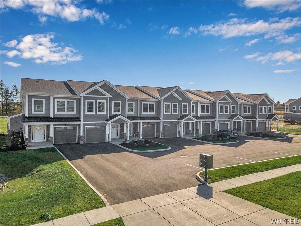 Photo of 3385 Cedar Valley, Hamburg, NY 14075 (MLS # B1674513)