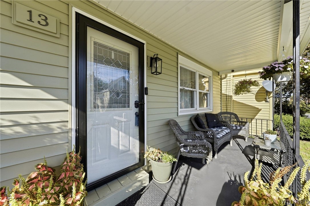 13 Sawyer Avenue