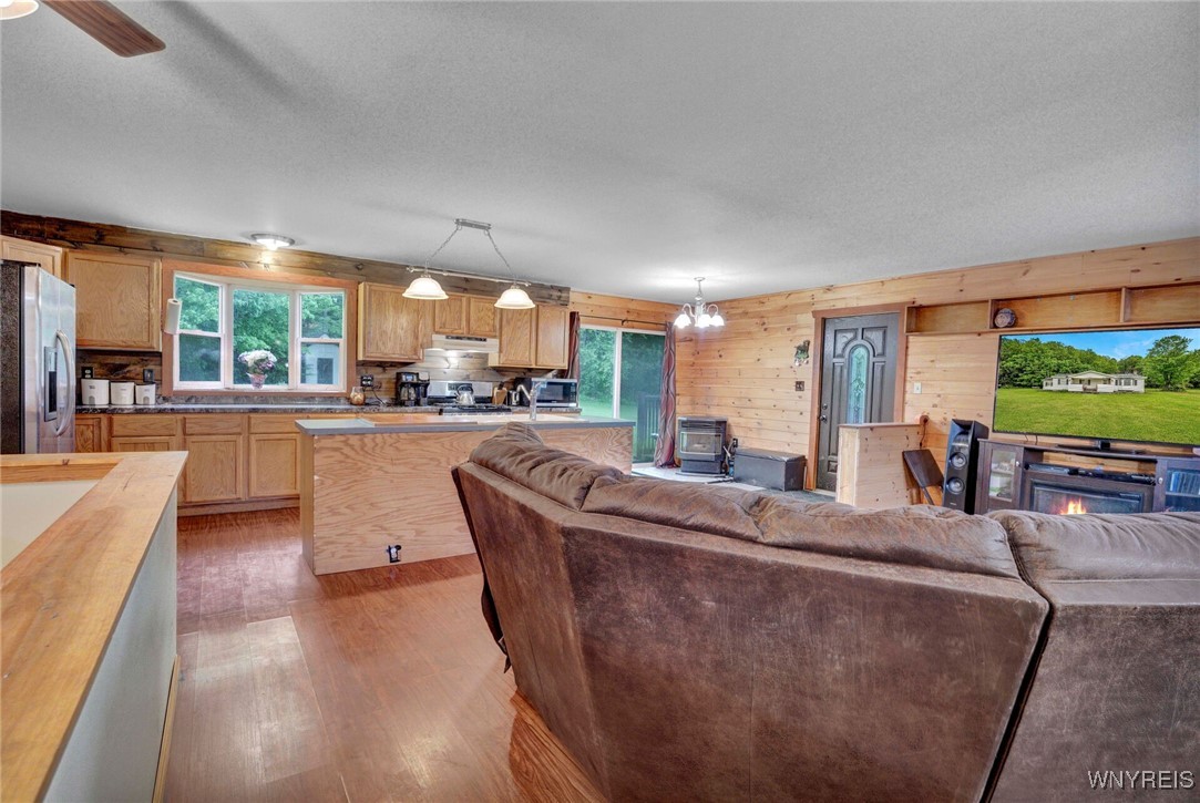 10468 Delevan Elton Road, Freedom, New York image 8
