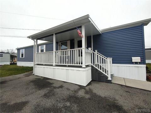 Mobile Home For Sale - 546 C St<br/> Niagara County, Niagara Falls, NY 14304
