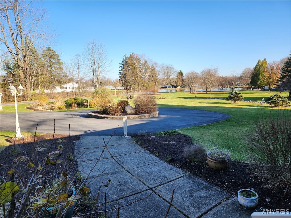 1 White Springs Circle