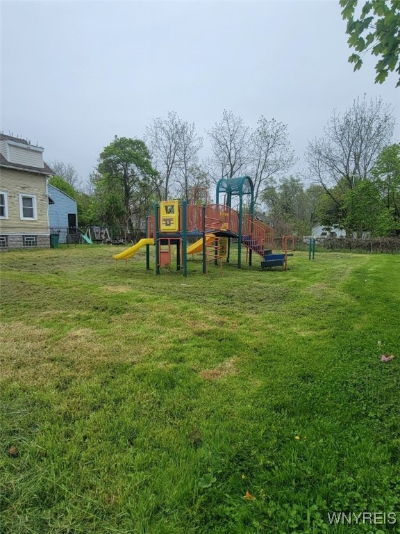 23 Earl Place, Buffalo, New York image 1