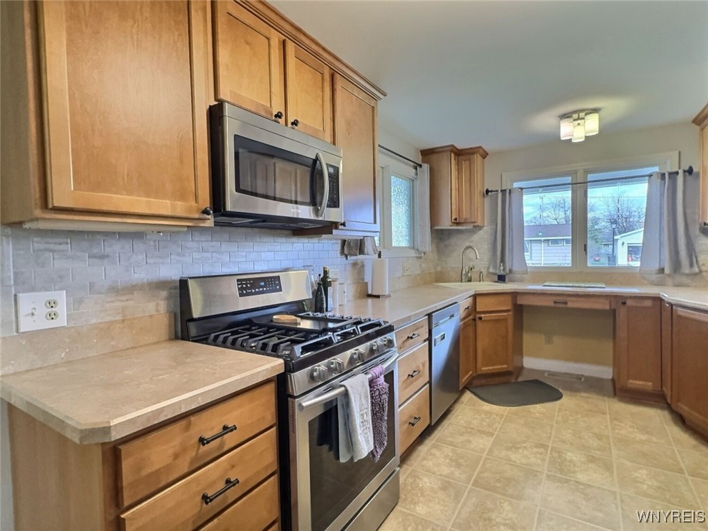 216 Woodgate Road, Tonawanda, New York image 8