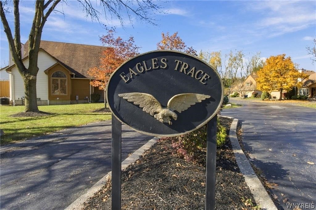 19 Eagles Trace